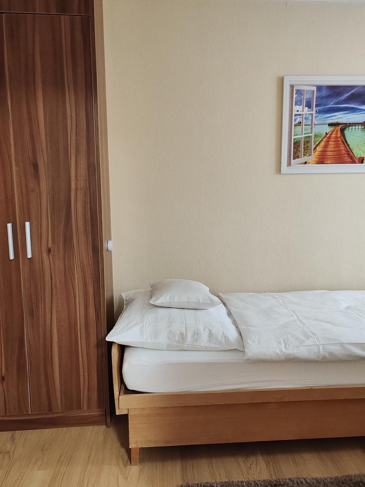 To Apartman Gunarasfuerdo Dombóvár Rum bild